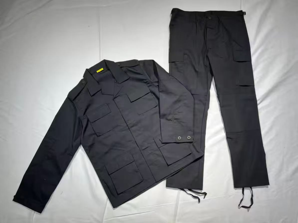 Mens BDU Camouflage 2 Piece Se - Hiking 评论和价格